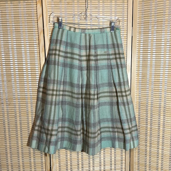Vintage Garland 1970s? Blue Gray Plaid Box Pleated Wool Circle Skirt Small - Picture 1 of 16